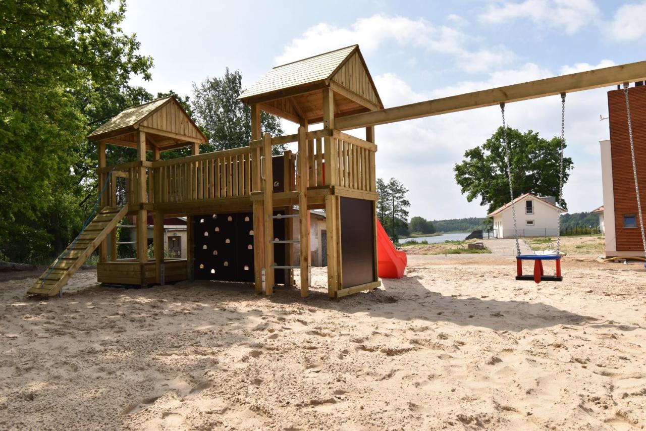 5 Sterne Ferienhaus Direkt Am See Mit Sauna-Kamin-Garten Krakow am See Ngoại thất bức ảnh